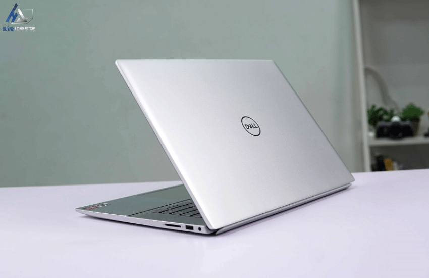 Laptop Dell Inspiron 5625 Ryzen R7 - 5825U 16GB Ram