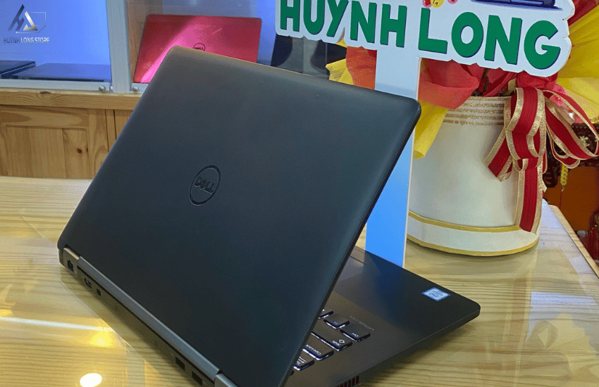 Dell Latitude 7470 – Core i7-6600U – Ram 8GB – SSD 256 – 14 FHD