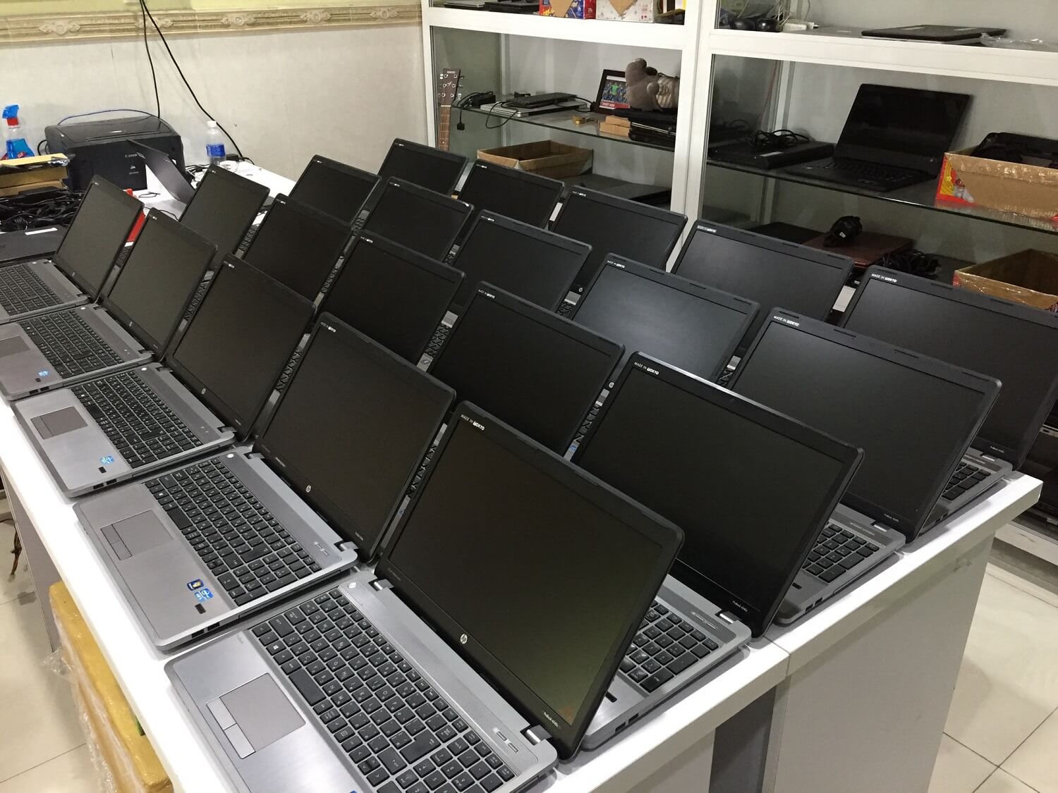 Huỳnh Long Store chuyên thu mua laptop cũ Cần Thơ 