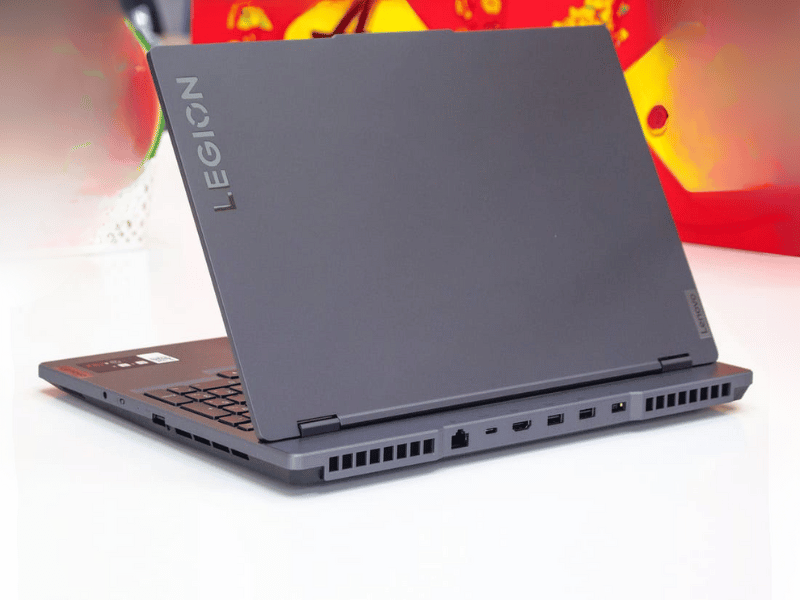 Lenovo Legion 5 R7000