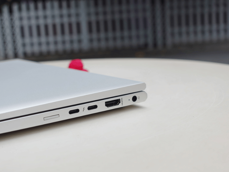 HP EliteBook 840 G8 (Core i7-1185G7 Ram 16GB SSD 256GB 14″ Full HD + LTE 4G) 3 HP EliteBook 840 G8 4